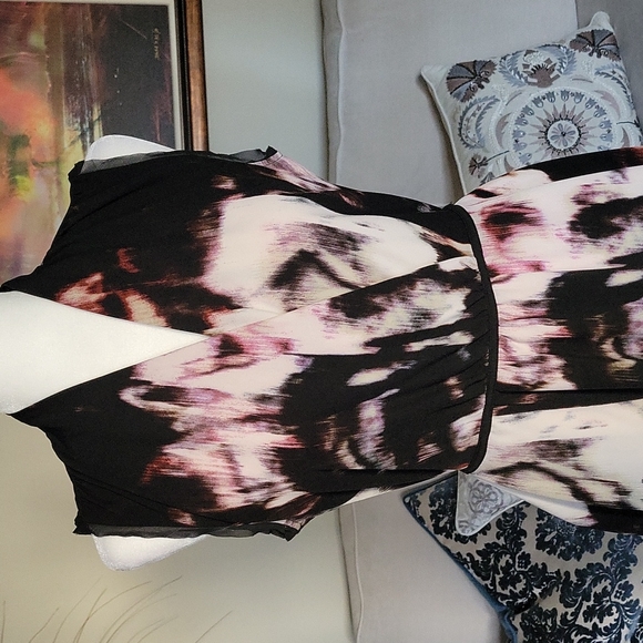 Simply Vera Wang Dress - Picture 4 of 9